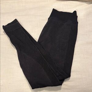 Universal Thread Black High-Waist Leggings